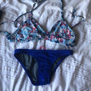 Jolyn bikini